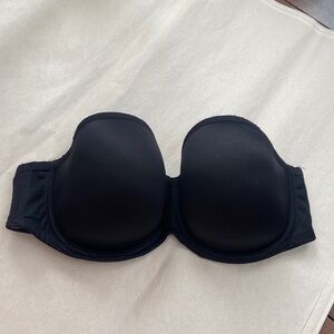 𝅺fit Fully Yours l Black Strapless Bra